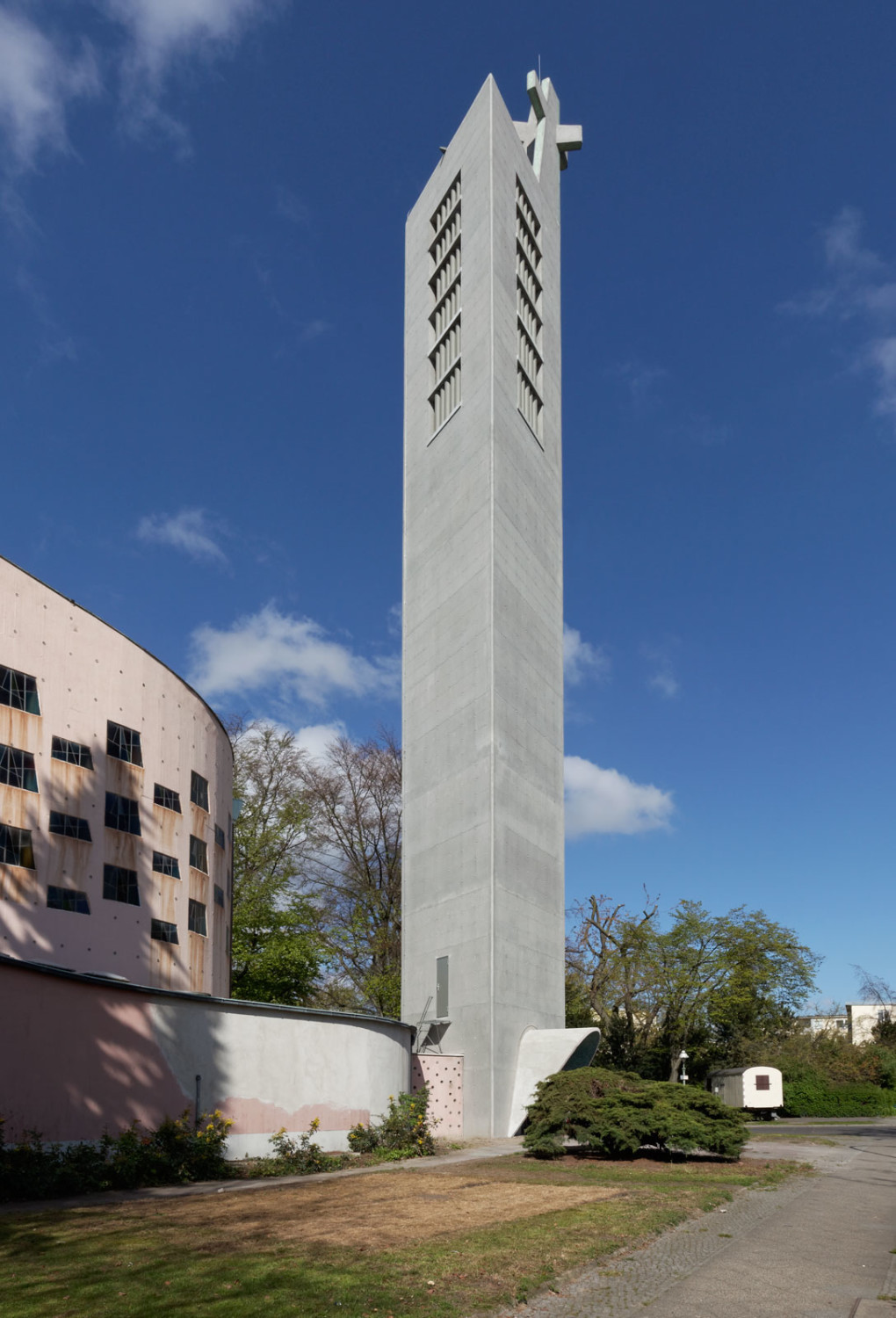 Instandsetzung Kirchturm St. JudasThaddäus, Berlin Beton News