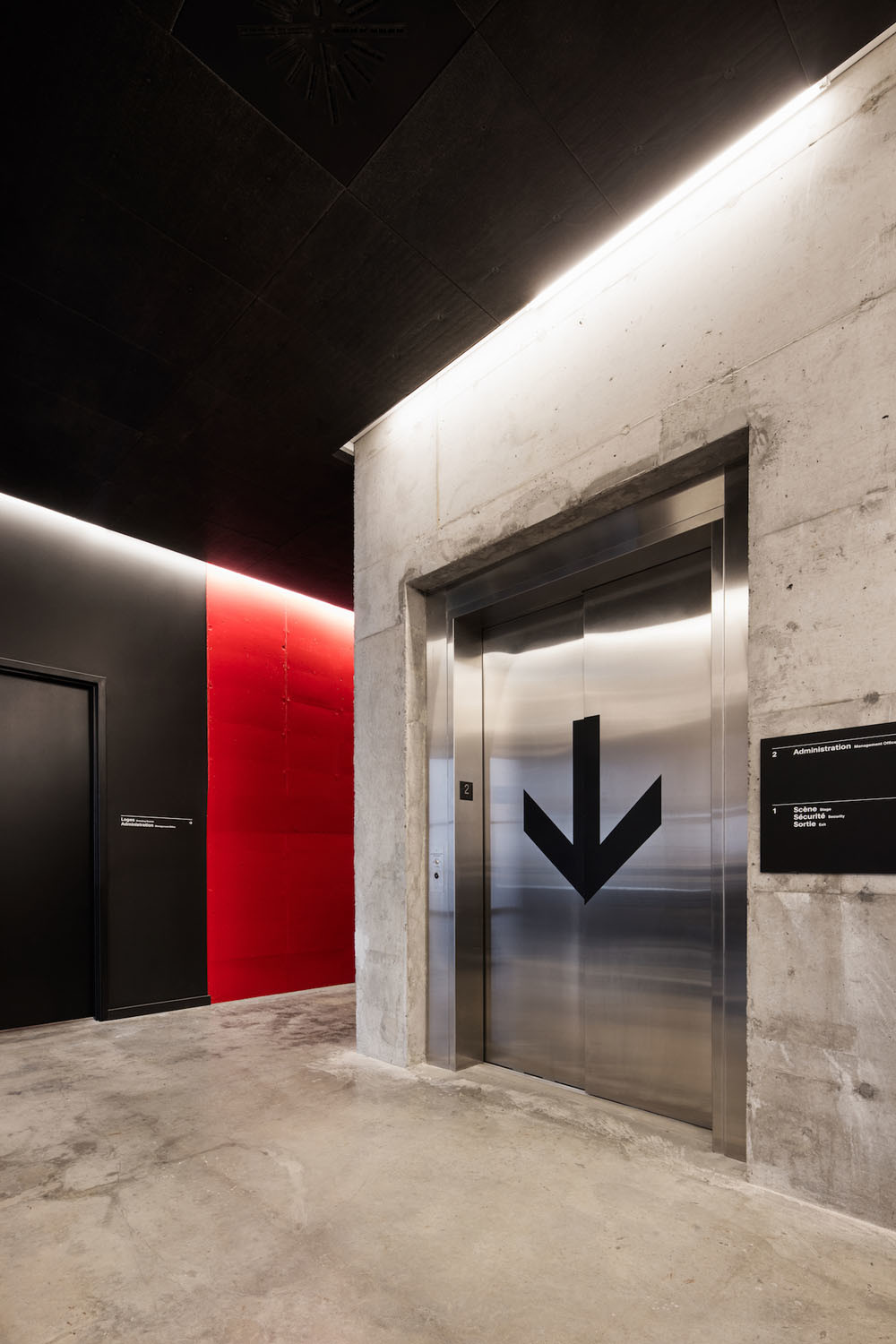 Amphithéâtre Cogeco in TroisRivières Flachdach Kultur und Freizeit