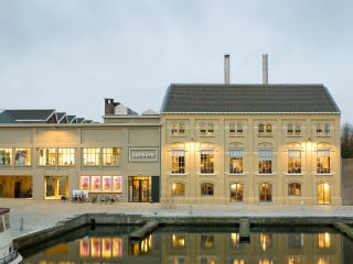 Das Lumière Cinema am kleinen Binnenhafen „Bassin“ (Südansicht)