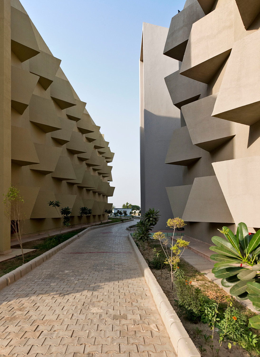 Die Farbgebung in beige oder grau orientiert sich an Naturmaterialien