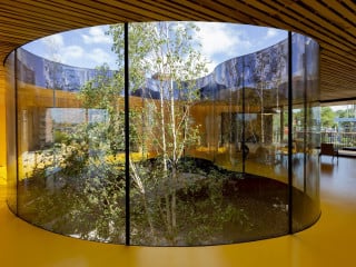 Das Krebshilfezentrum Maggie's Centre in Oldham bei Manchester befindet sich auf dem Gelände des des Royal Oldham Hospital