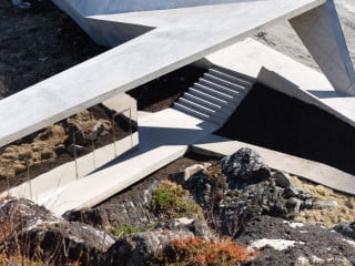 Auf der norwegischen Insel Andoya liegt an der gleichnamigen Landschaftsroute der von Morfeus Arkitekter gestaltet Park- und Rastplatz Bukkekjerka