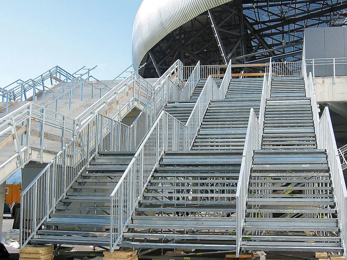 Die Treppe Peri Up Rosett Public wurde für den öffentlichen Bereich und Publikumsverkehr entwickelt.