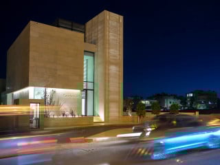 Capital Select Bank in Amman