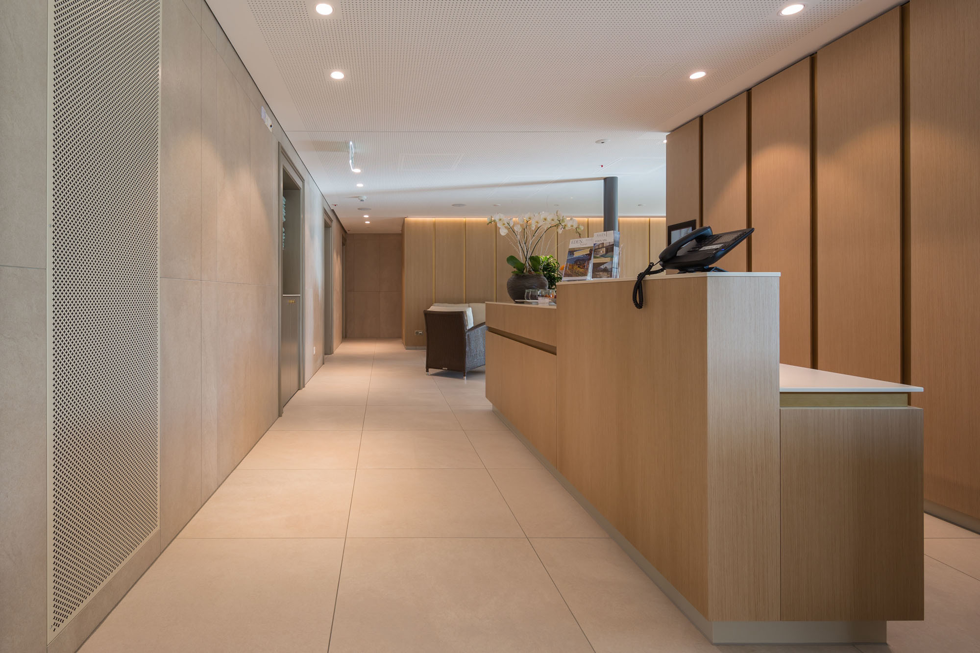 Rutschsichere Keramik Fur Einen Spa Fliesen Und Platten News