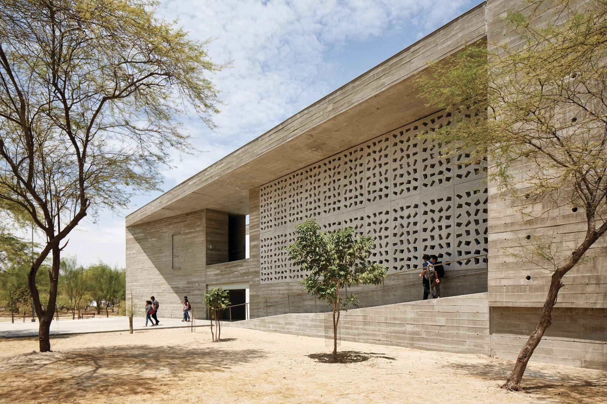 Gebäude E der Universität Piura Beton Bildung