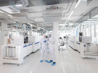 In Laboren ist gutes Sehen sehr wichtig (im Bild: Labor eines Prüfzentrums für Windturbinen im dänischen Brande)