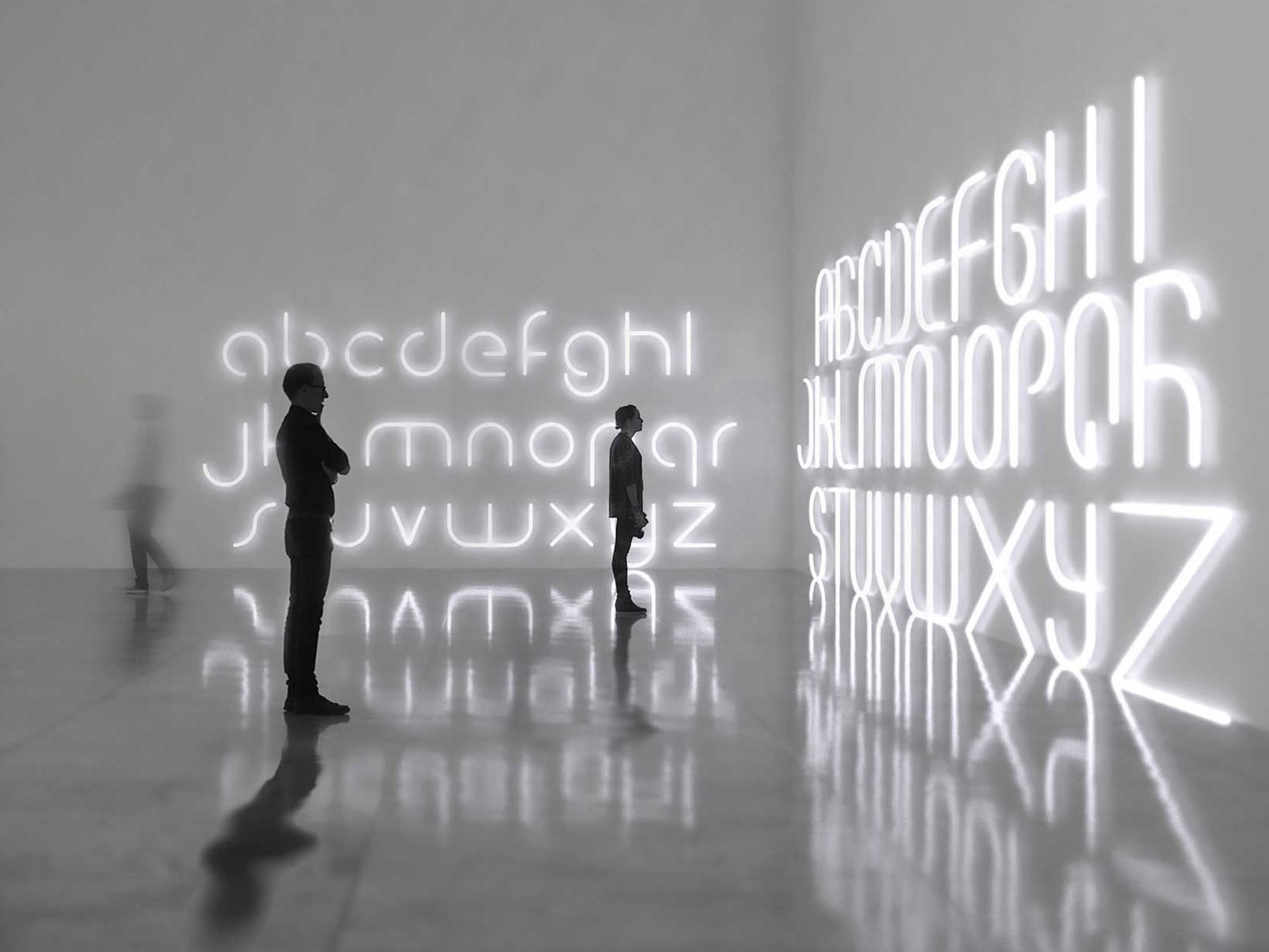 Das dänische Architekturbüro BIG hat für den italienischen Hersteller Artemide Buchstaben und grafische Elemente aus Licht entworfen.