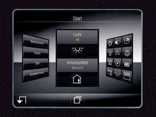 Bedienpanel für die Gebäudeautomation über KNX (Produkt: KNX Touchdisplay Smart Panel 8 mit Smart Vision-App)