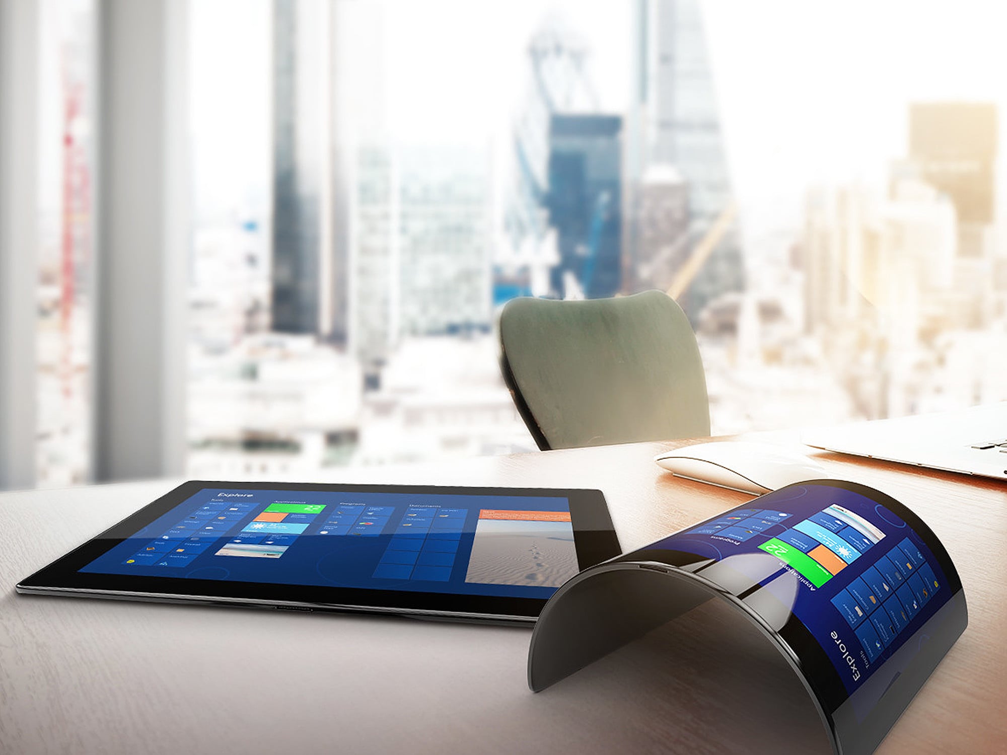 Durch chemisches Vorspannen wird Dünngläsern eine extreme Festigkeit verliehen.