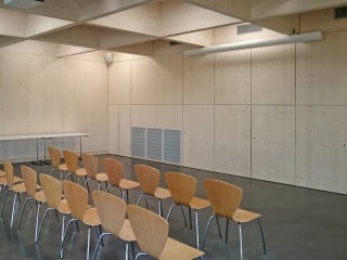 „Hörsamkeit” ist ein Begriff aus der Bauphysik. Er beschreibt die akustische Qualität eines Raums mit dem Ziel der Sicherstellung der Sprachkommunikation oder der Eignung für musikalische Darbietungen.