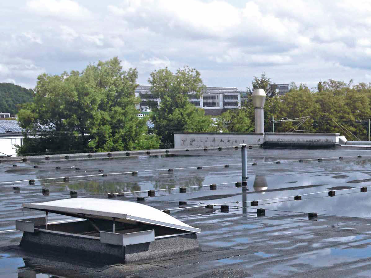 Die Firma Bauder bietet die Bestandserfassung im Paket mit der Sanierungsplanung und ggf. Neugestaltung eines Daches an.