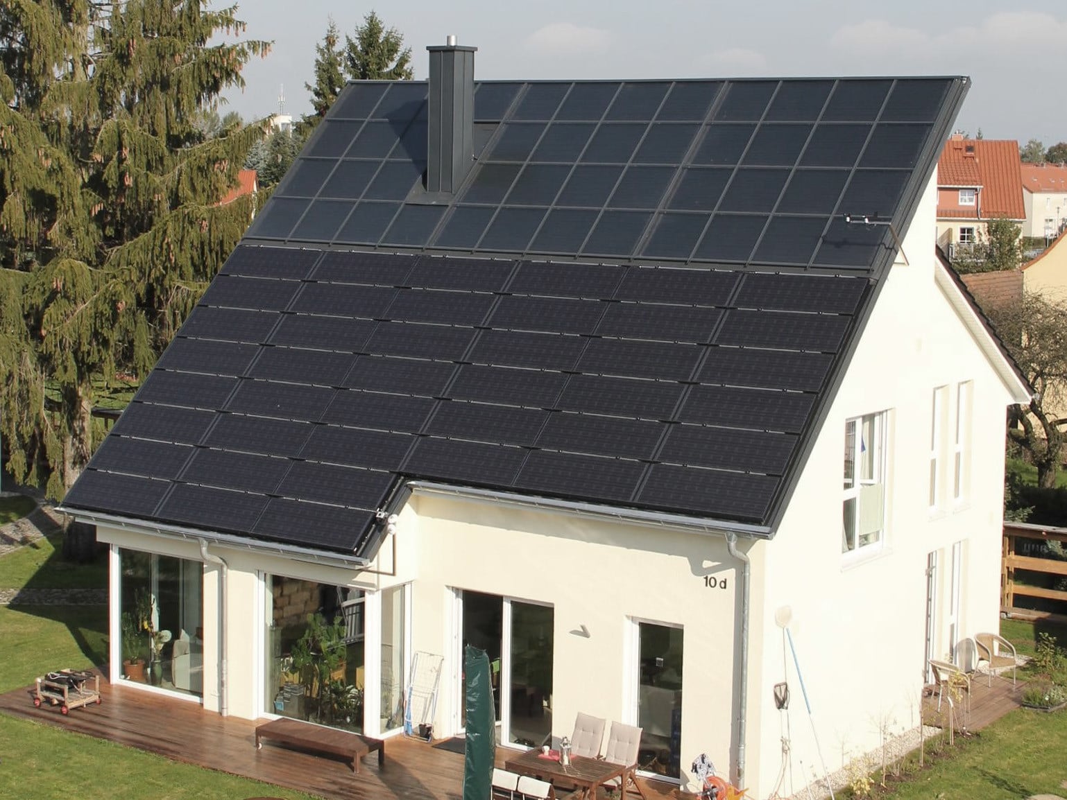 Mit einer monolithischen Außenwand aus mit Perlit verfüllten Ziegel erreichen die untersuchten Musterhäuser einen Primärenergiebedarf von nur 7 kWh/qm.