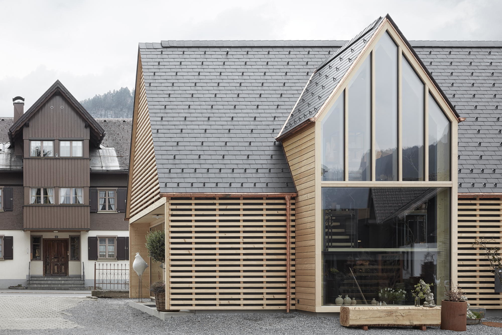 Entworfen haben den Neubau die Architekten Innauer Matt aus Bezau.