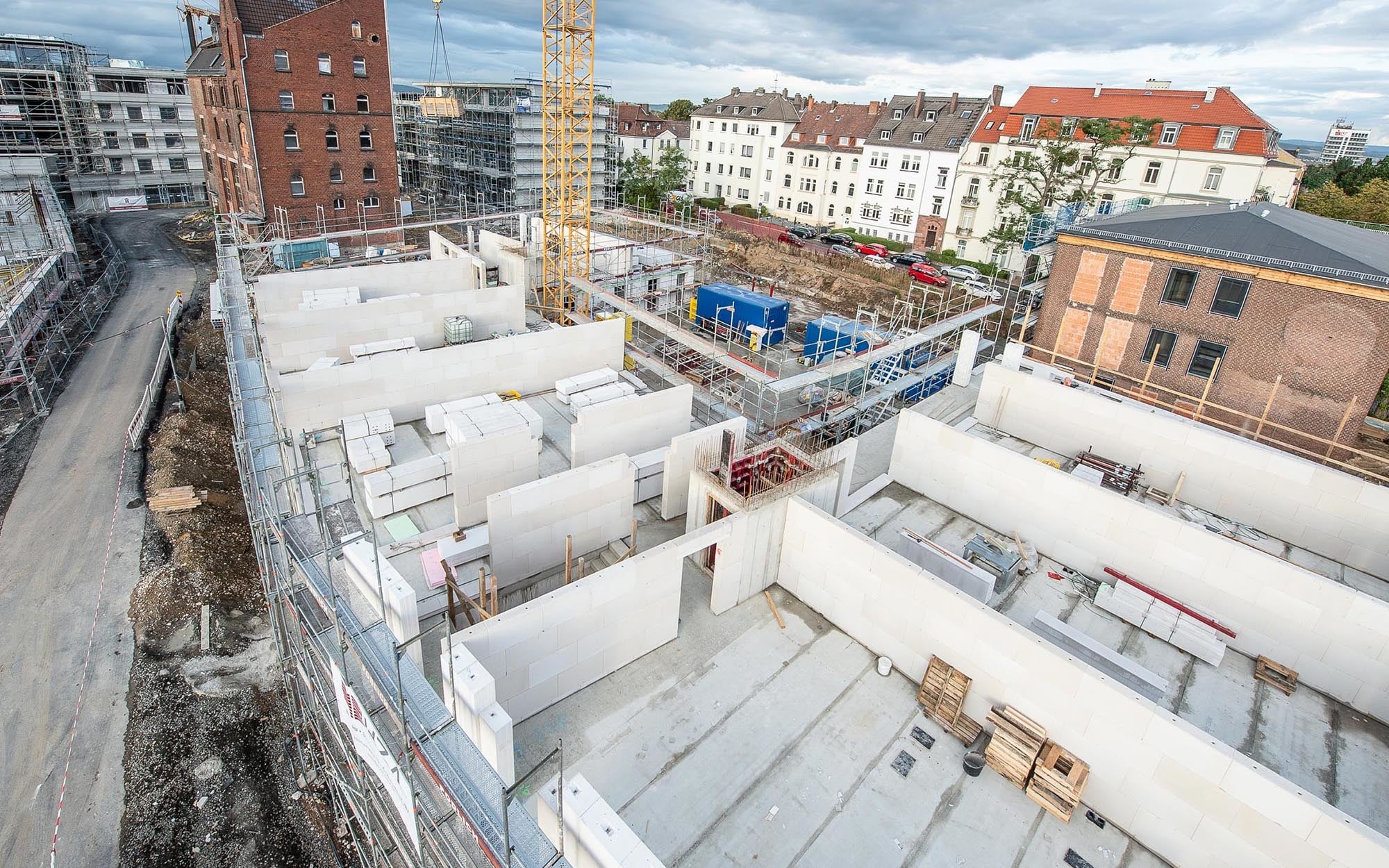 Der Neubau wird ein Studentenwohnheim. Er soll jedoch so flexibel sein, später auch andere Wohnkonzepte zu erlauben – z.B. für Seniorenwohnen.