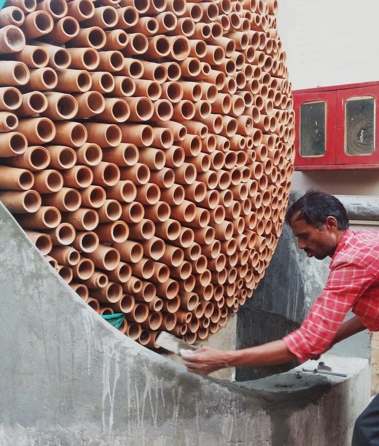 Beim Design ließen sich die Architekten vom Aufbau eines Bienenstocks inspirieren.