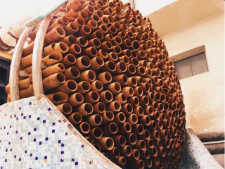 Das Architekturbüro Ant Studio aus Neu-Delhi hat für das indische Unternehmen Deki Electronics eine Low-Tech-Kühlanlage entwickelt.