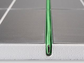 Das Fußbodenheizsystem E-nergy IQ von mfh systems besitzt ein selbstregulierendes Heizkabel, das die Wärmeleistung automatisch anpasst. 