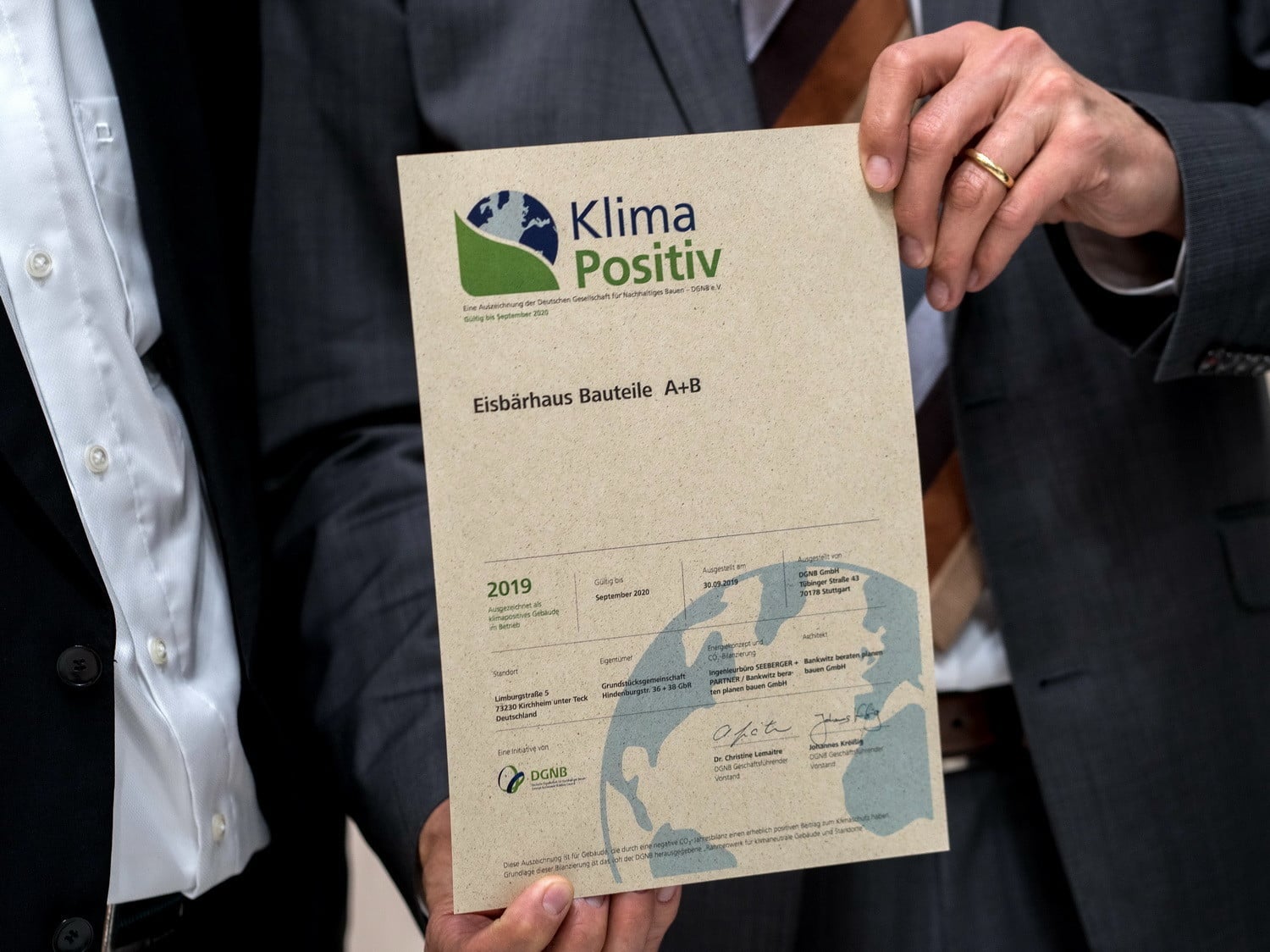 Die neue DGNB Auszeichnung „Klimapositiv“ wurde auf der Immobilien- und Investorenmesse Expo Real 2019 erstmals verliehen. 