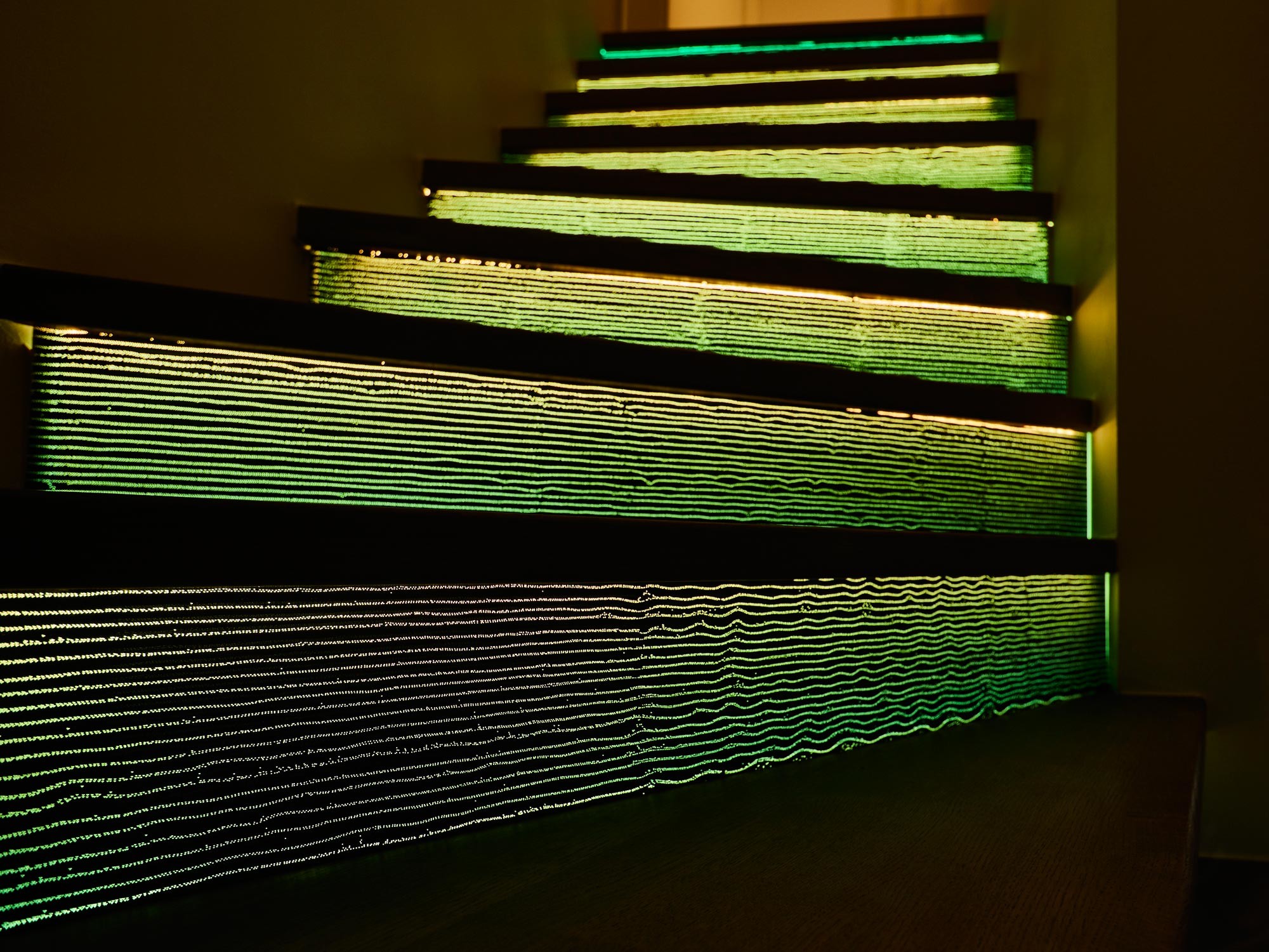 Die Lichtbetonplatten sind im Innen- oder Außenbereich, im privaten oder geschäftlichen Umfeld, in Hotels oder öffentlichen Gebäuden einsetzbar.