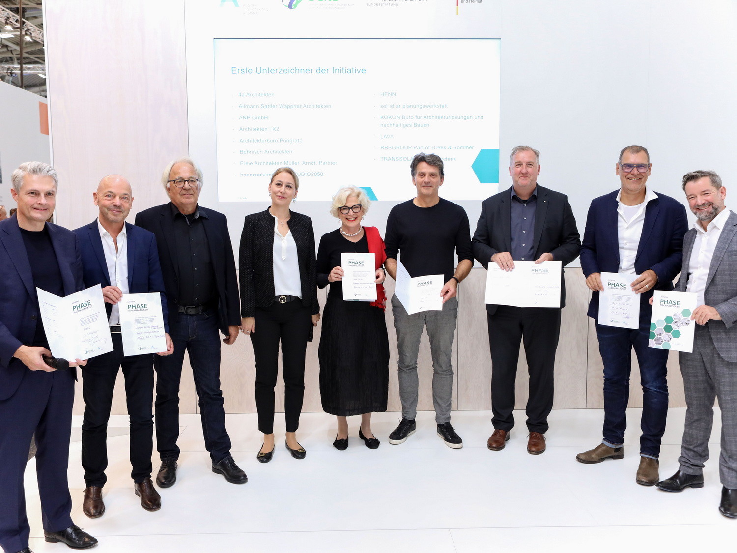Erste Unterzeichner der Initiative „Phase Nachhaltigkeit“ der DGNB zusammen mit der BAK auf der Expo Real 2019.