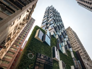 Auf 614 Quadratmetern Grundstücksfläche entstand ein schmales, kreativ ausgeformtes Hochhaus: Das Hotel The Beacon basiert auf einem Entwurf des Architekturbüros Aedas.