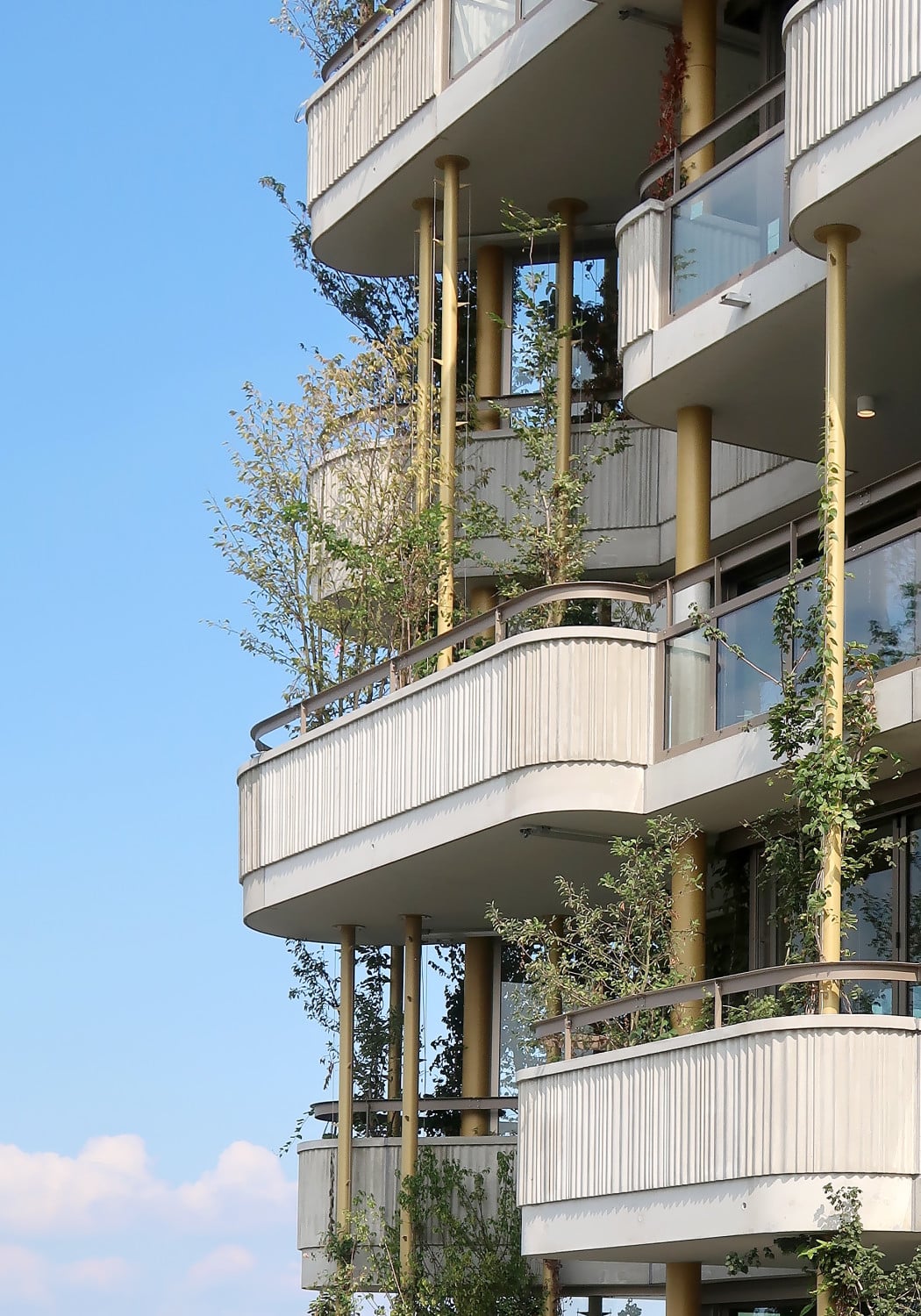 Für die Balkone der 85 Eigentumswohnungen wurde ein detailliertes Begrünungskonzept entwickelt.