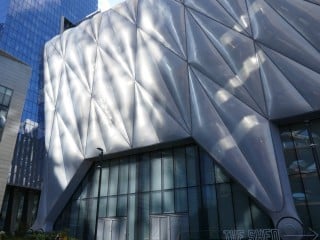 New York ist um ein spektakuläres Gebäude reicher: Das Kulturzentrum The Shed in Manhattan bietet Platz für Veranstaltungen, Kunstausstellungen, Konzerte und Performances.