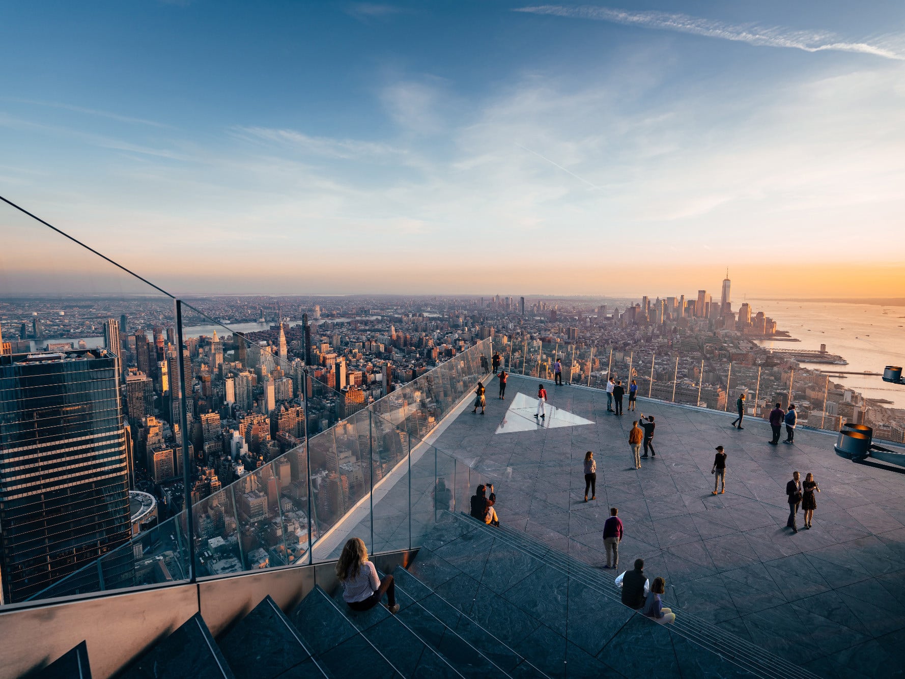 Die Aussichtsplattform Edge befindet sich in der 100. Etage des Hudson Yards Tower des New Yorker Architekturbüros Kohn Pedersen Fox.