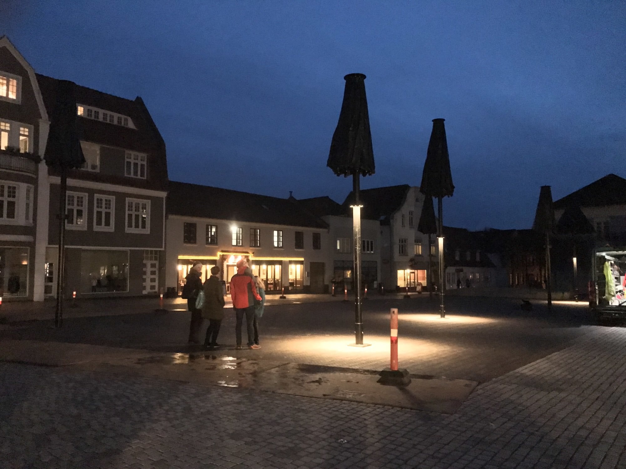 Sie sorgen für Aufenthaltsqualität bis in die Abendstunden.