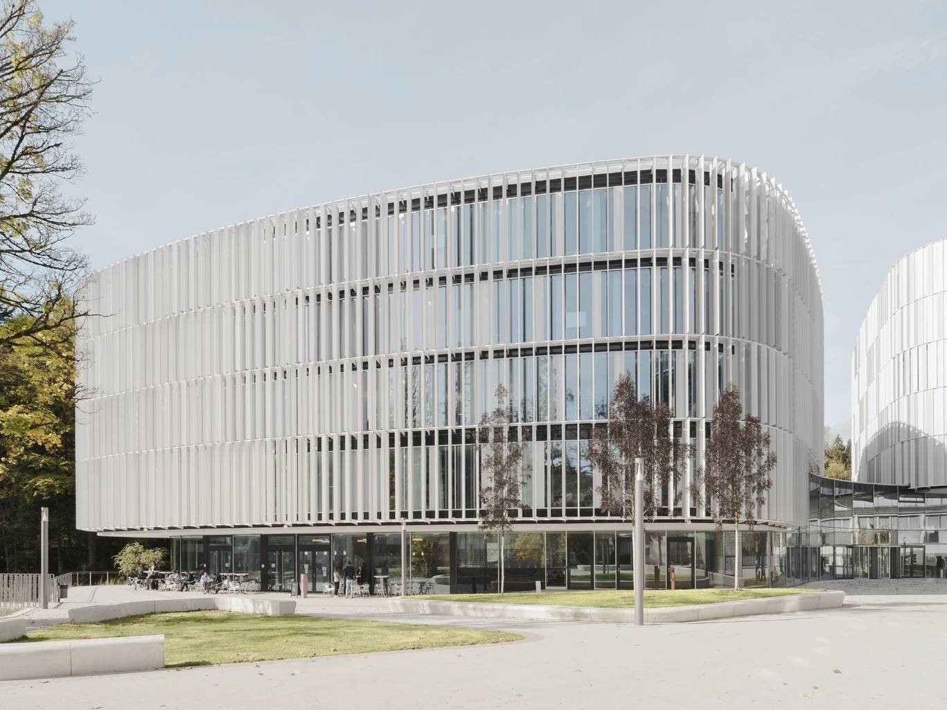 Firmensitz in Schwäbisch Gmünd | Licht | Büro/Verwaltung | Baunetz_Wissen