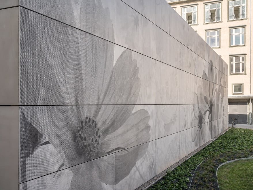 Für das neue Laborgebäude sowie für die Sanierung und den Umbau des Bestandes zeichnen sich SHP Architekten verantwortlich.