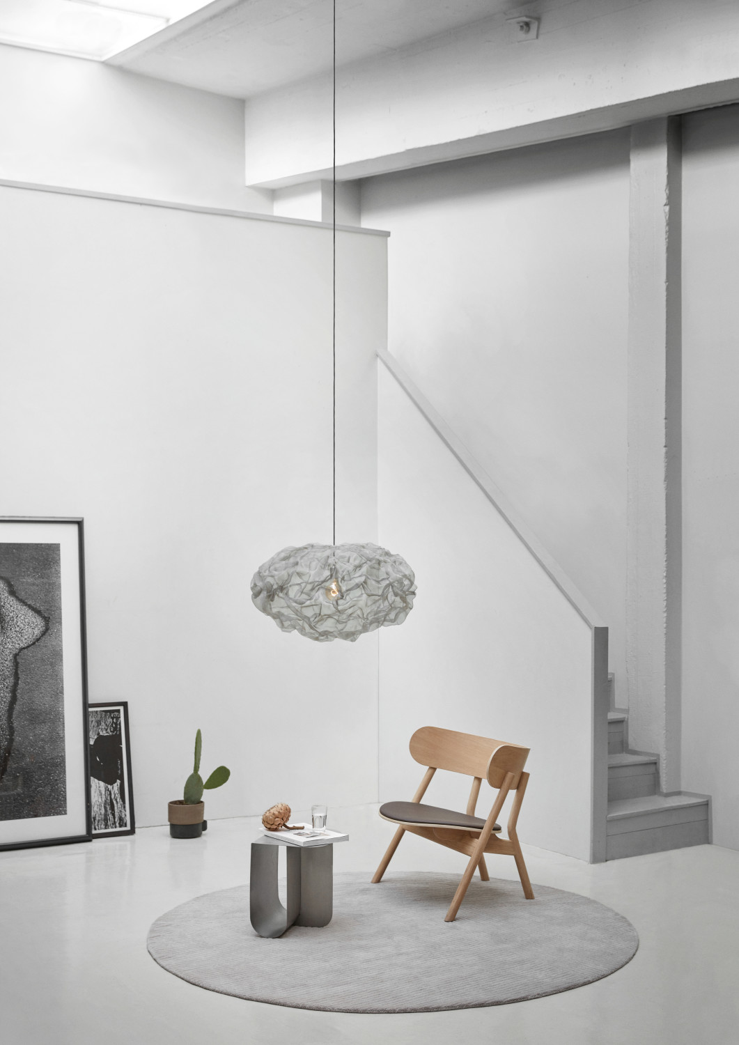 Heat ist in zwei Größen erhältlich und wird mit einer 100-Watt-Glühlampe versehen.