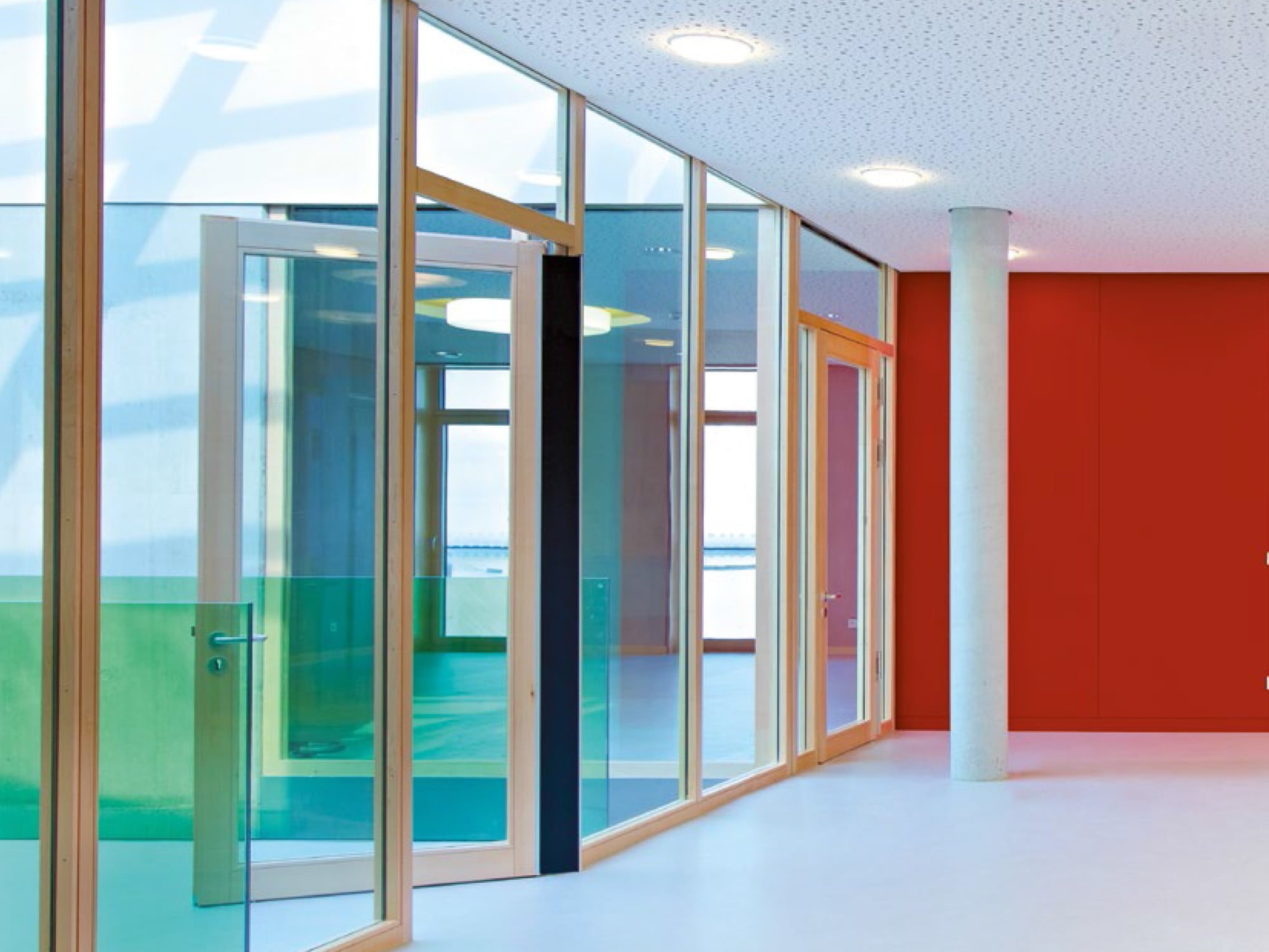 Fingerschutz an Brandschutztüren sorgt für zusätzliche Sicherheit.