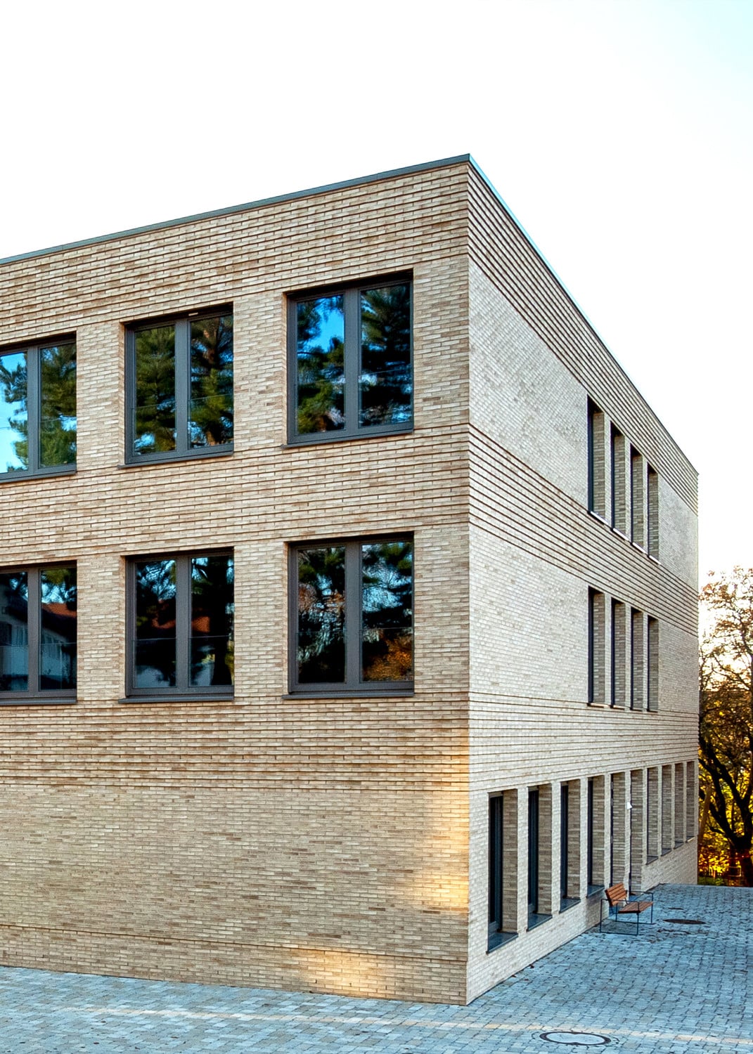 Die Außenwände wurden mit nichtbrennbarer Mineralwolle gedämmt.