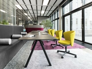 Die Zentrale des Büromöbelherstellers befindet sich im niederösterreichischen Waidhofen an der Ybbs.