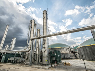 Bis zum Jahr 2050 will Baden-Württemberg seinen Gebäudebestand klimaneutral mit Wärme versorgen. Einen Beitrag dazu soll die Nutzung der Abwärme aus Industrieanlagen leisten.