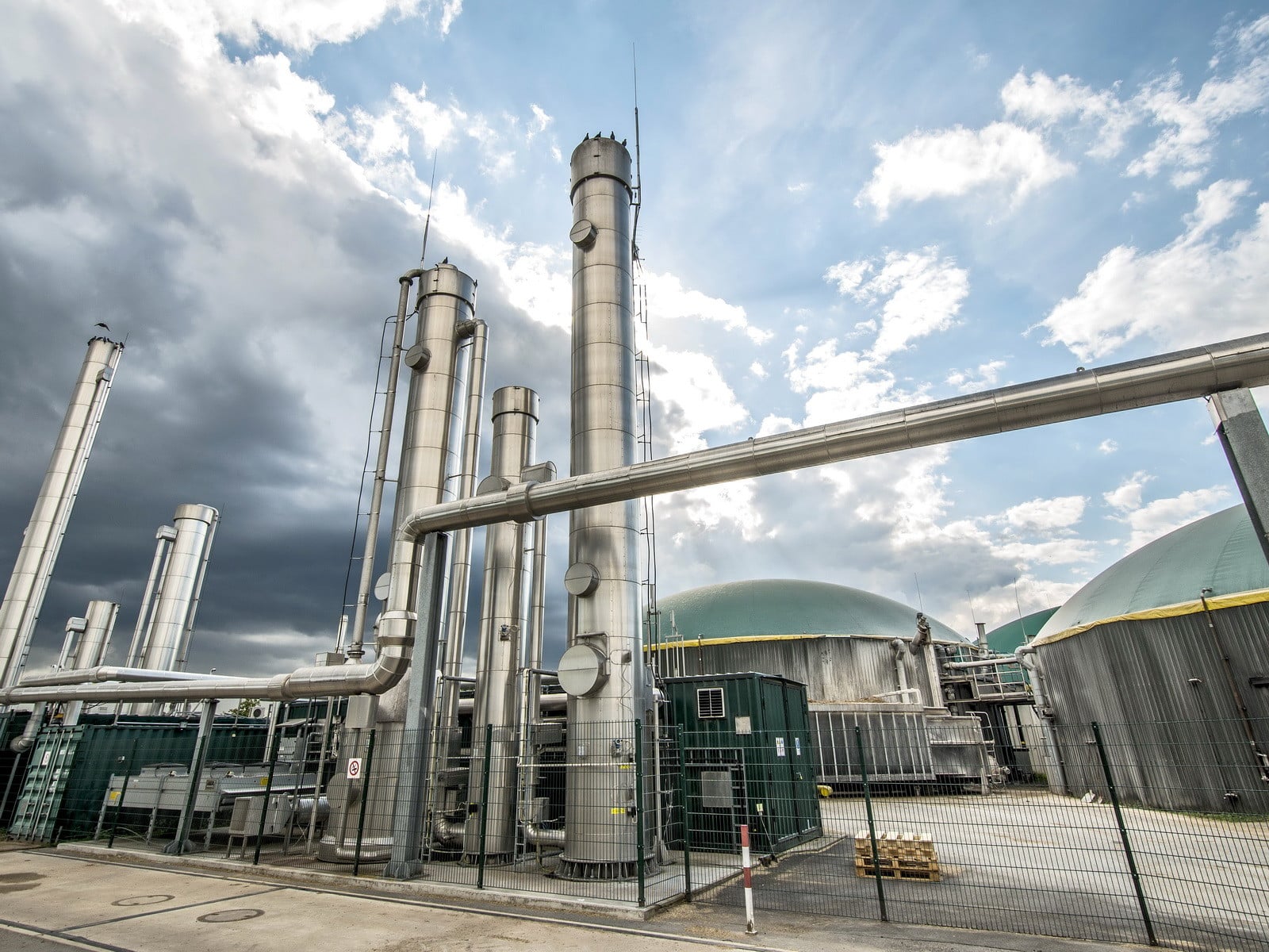Bis zum Jahr 2050 will Baden-Württemberg seinen Gebäudebestand klimaneutral mit Wärme versorgen. Einen Beitrag dazu soll die Nutzung der Abwärme aus Industrieanlagen leisten.