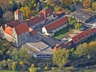 Die Domäne Marienburg ist eine spätmittelalterliche Wasserburg im südlichen Teil von Hildesheim nahe der Innerste. Sie beherbergt verschiedene Fachbereiche der Universität Hildesheim.