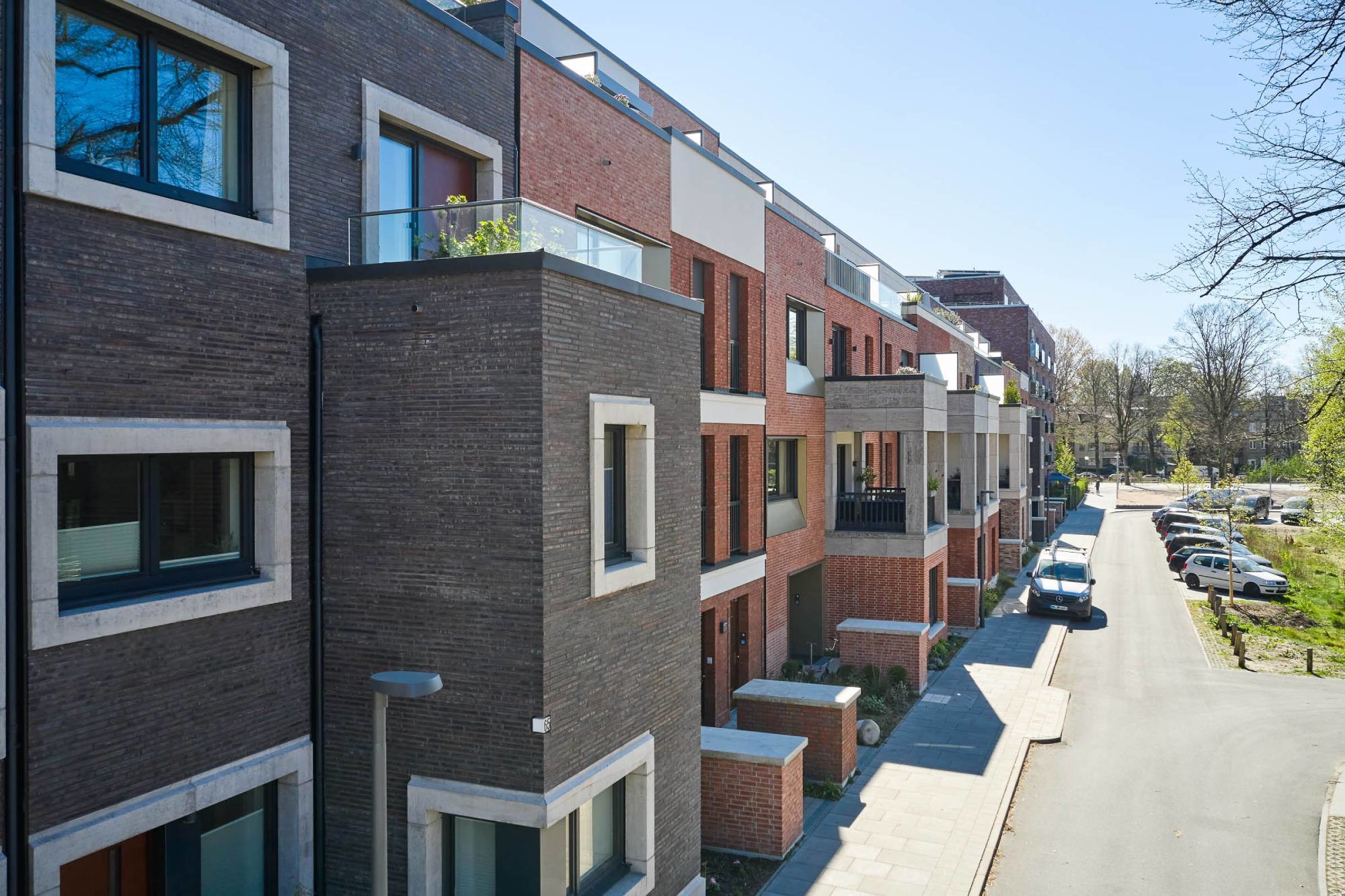 Einer von zwei Gewinnern in der Kategorie Wohngebäude: Die Stadthäuser StadtFinken in Hamburg von der ARGE Mudlaff & Otte / Studio Witt / MoRe Architekten