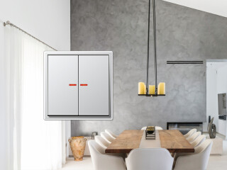 Der KNX Taster F 10 sieht aus wie ein klassischer Lichtschalter, verfügt aber über intelligente KNX-Technik.  
