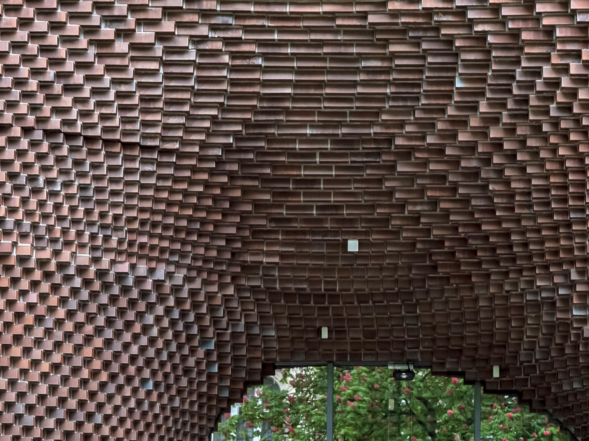 Detail der "Bricks"-Archivolte von Graft, 2021