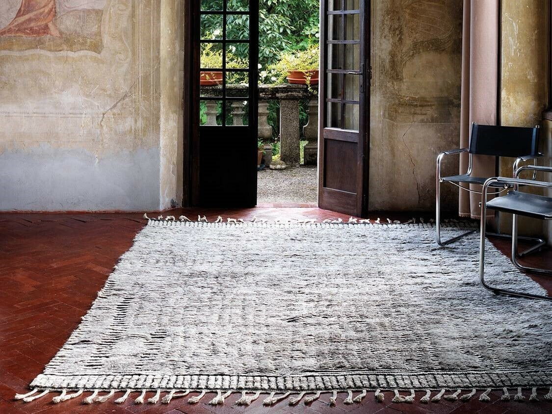Nomad ist eine Teppichkollektion des italienischen Labels Carpet Edition, die es in verschiedenen Ausführungen gibt (im Bild: Nomad Atlas).