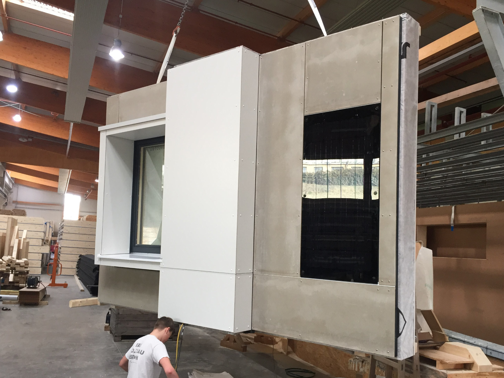 Zur Bewertung und Optimierung energieaktiver Fassadensysteme werden im Rahmen des Forschungsprojekts SCIN Simulationsmodelle und Testmethoden unter realen klimatischen und nutzerbedingten Rahmenbedingunen entwickelt.