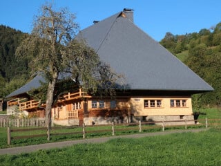 Sanierung eines Eindachhofes in Kirchzarten