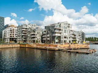 Ein Wohnquartier nach Plänen des Kopenhagener Büros Vandkunsten Architects belebt das ehemalige Hafenareal.