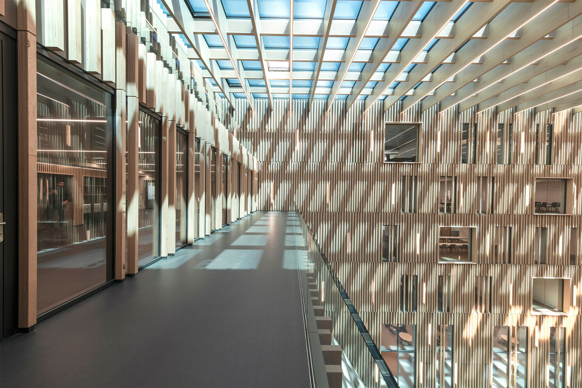 Firmenzentrale Scott Sports in Giviziez | Sonnenschutz | Büro