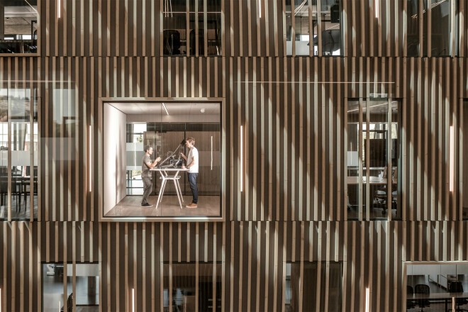 Firmenzentrale Scott Sports in Giviziez | Sonnenschutz | Büro