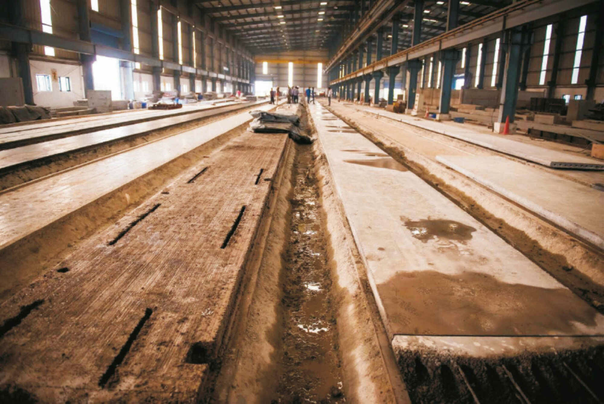 In Indien werden mit dem Material unter anderem vorfabrizierte Deckenelemente hergestellt.