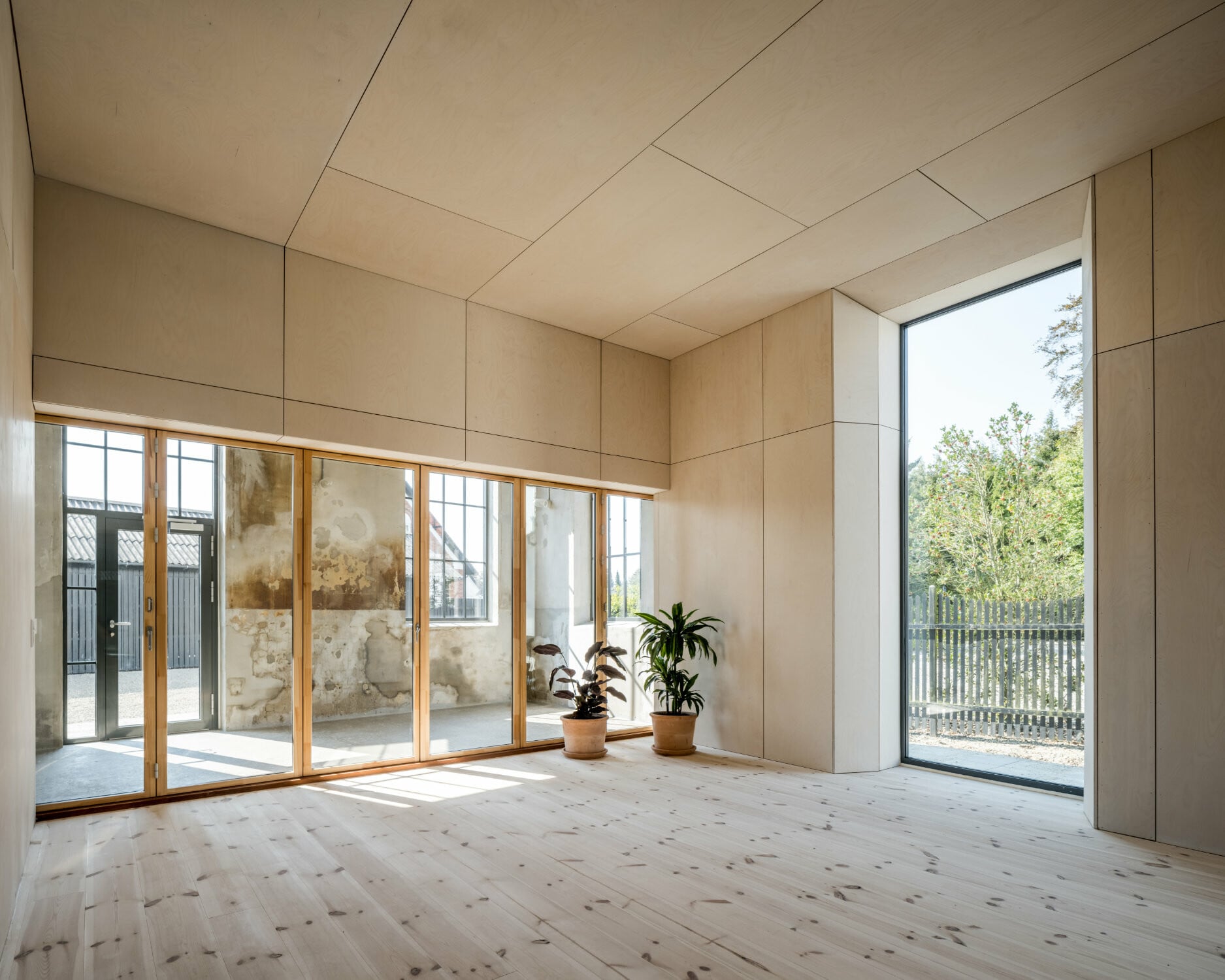 Mit ihrem Haus-im-Haus-Konzept schufen die Architekten eine Wohnungstypologie mit starker Identität und geringem ökologischen Fußabdruck.